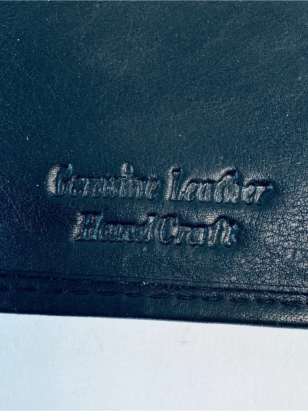 Paul & Taylor Men's Leather Deluxe Hipster Bifold Wallet ID Slots Hand Crafted